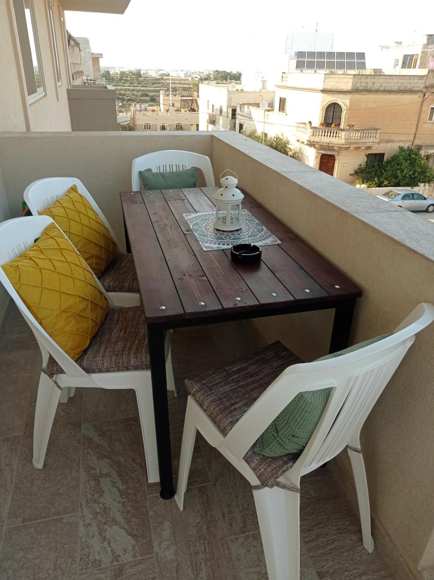 Joseph 2 Stylish Flat With Open Views, Just 4Km From The Airport Or Beach Siggiewi Extérieur photo